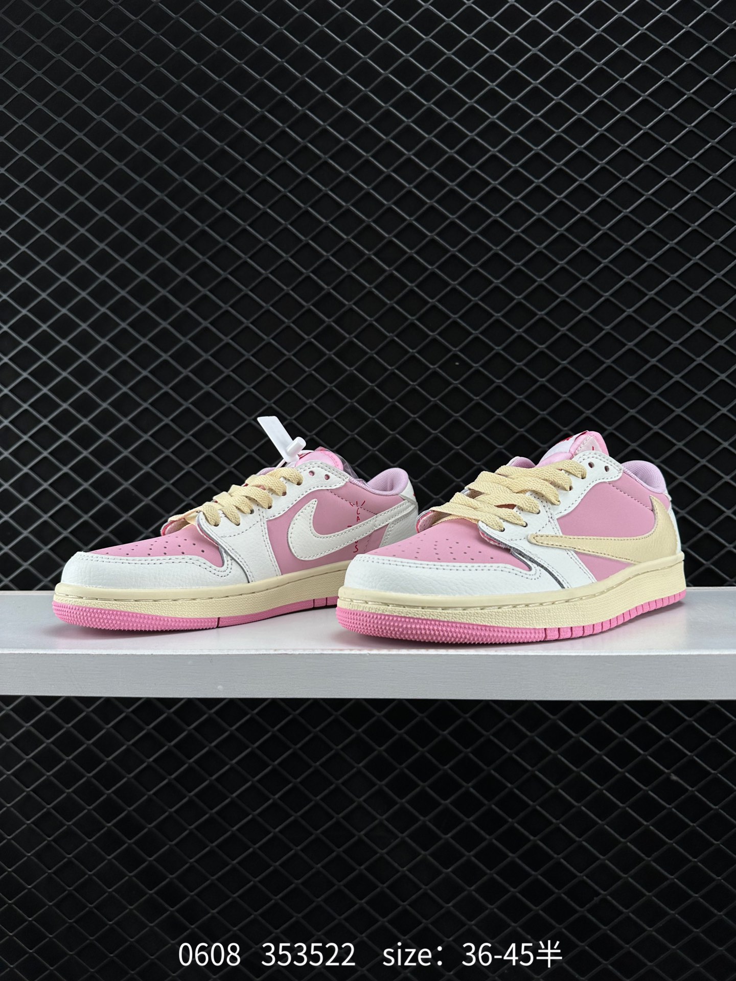 Nike Air Jordan 1 Low AJ1